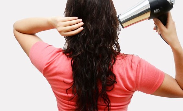 How to Blow Dry Curly Hair
