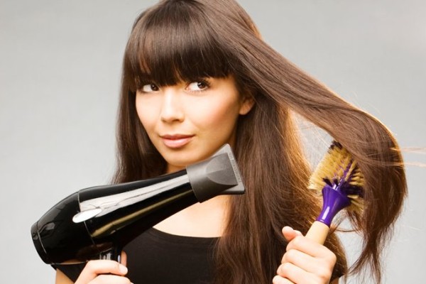 How To Blow Dry Straight Hair