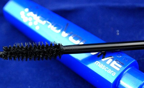How long does Mascara last until it expires?